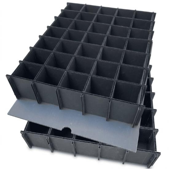 Zwarte antistatische golfkartonnen dozen, trays